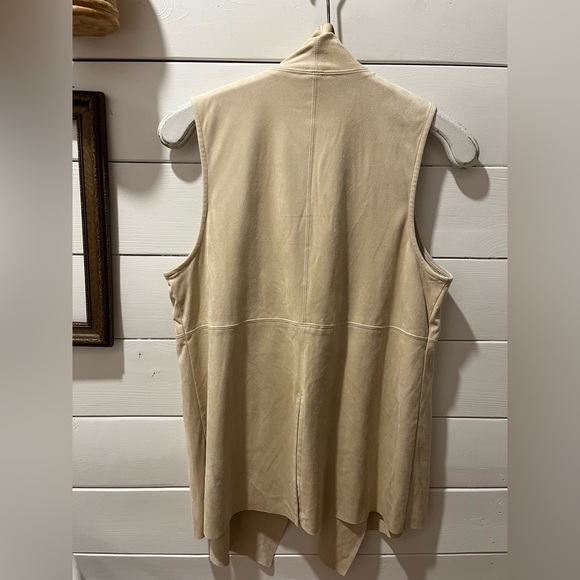 PREMISE beige faux leather sleeveless open front cardigan size S - Picture 7 of 7